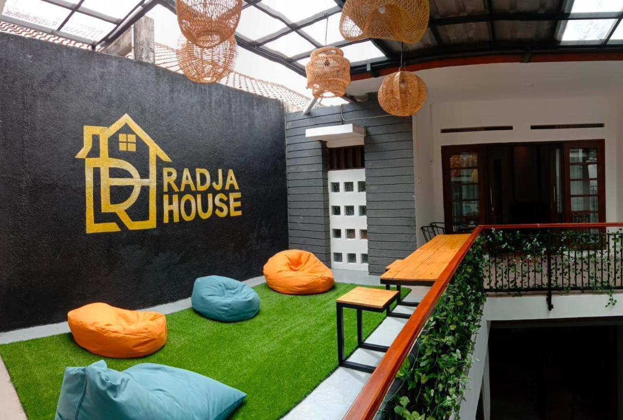 Radja House Cipaku Indah Villa Bandung Exterior photo