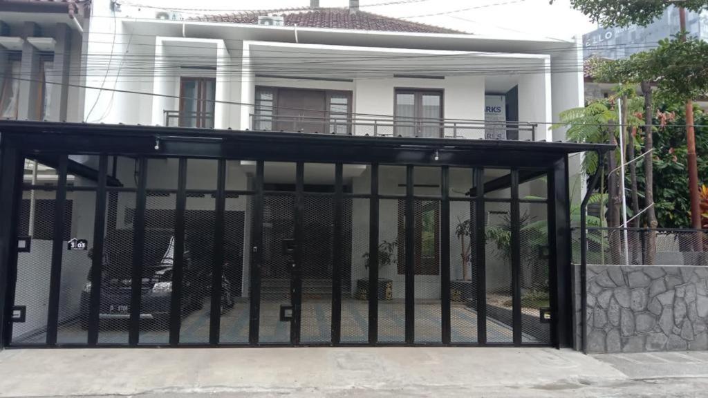Radja House Cipaku Indah Villa Bandung Exterior photo